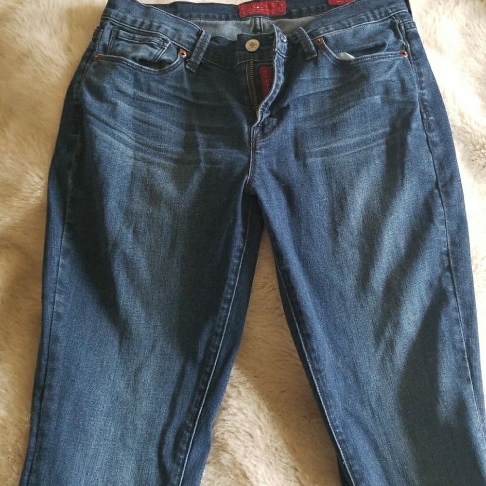 Lucky Jeans